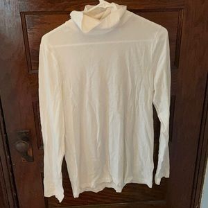 Jcrew White Tissue Turtleneck✨